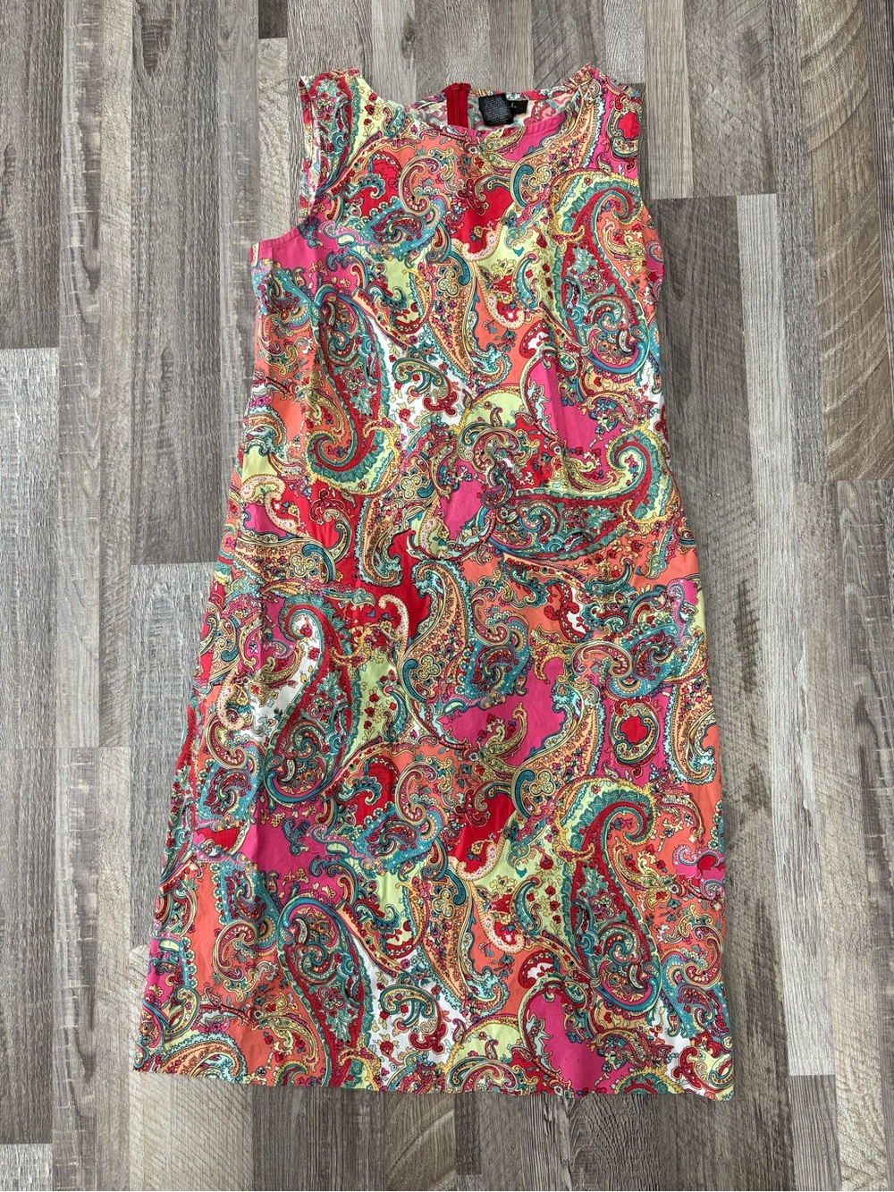 M.D.L New York Sleeveless Paisley Shift Dress in Multi Pink Medium - Picture 2 of 4